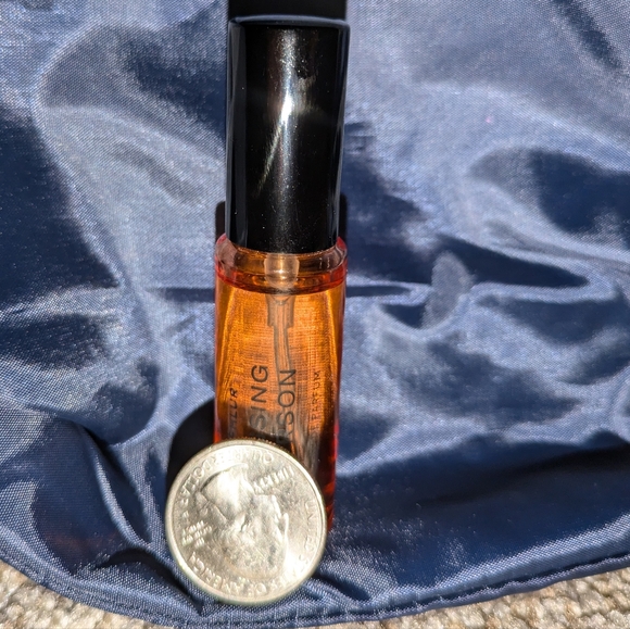 Phlur Missing Person Spray - Picture 3 of 4